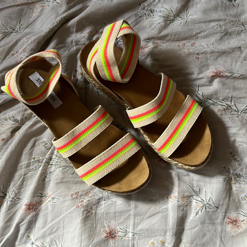 Steve Madden Sandal